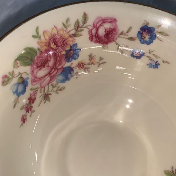 Vintage 1930’s Selb Bavaria Heinrich & Co Tea Cups and Saucers 4 - Picture 12 of 14